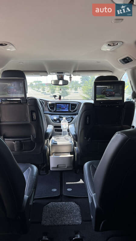 Минивэн Chrysler Pacifica 2017 в Одессе фото 8 Минивэн Chrysler Pacifica 2017 в Одессе