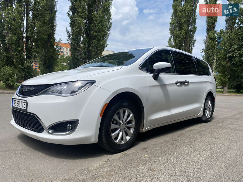 Chrysler Pacifica 2018
