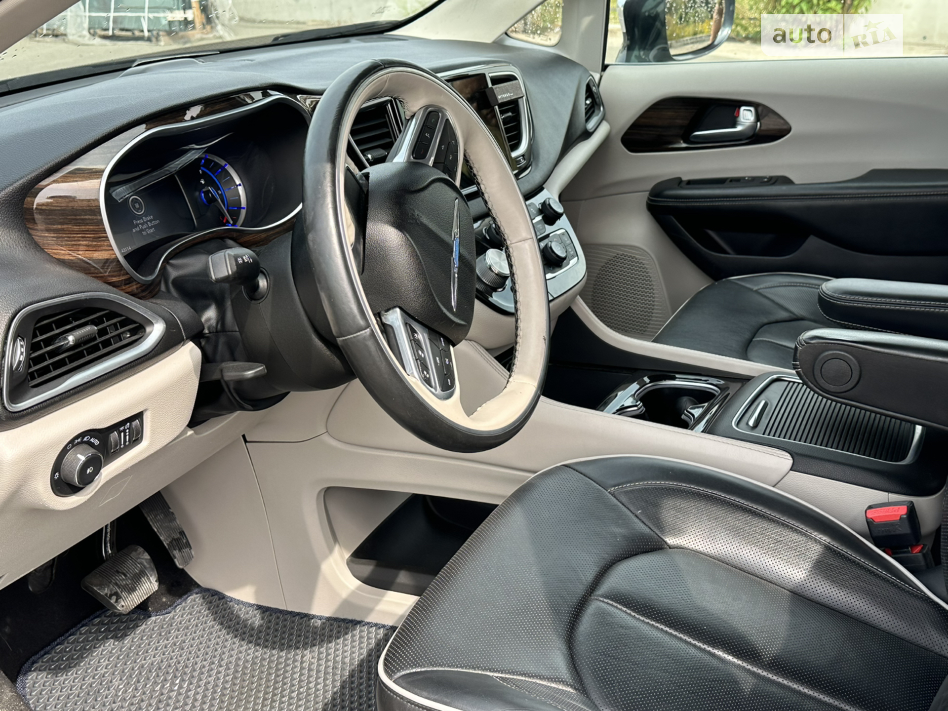 2020 Chrysler Pacifica - мініатюра 17