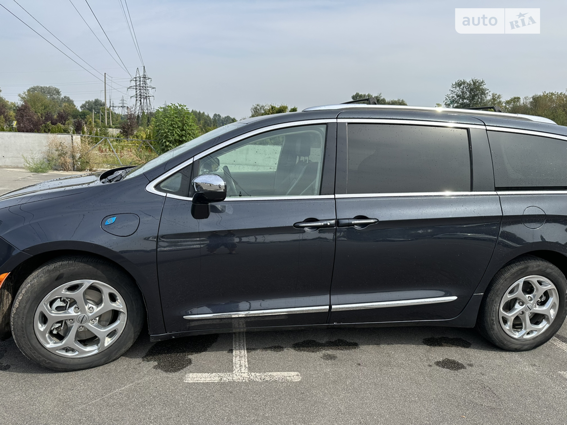 2020 Chrysler Pacifica - мініатюра 2