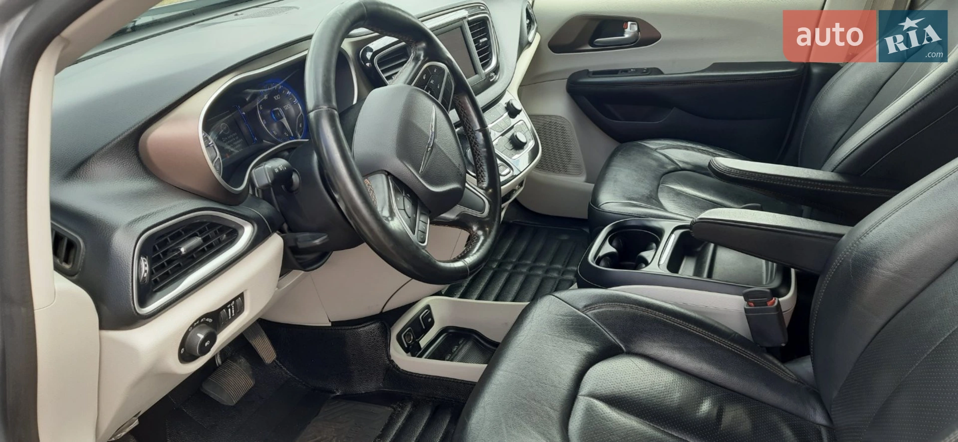 2019 Chrysler Pacifica - мініатюра 10
