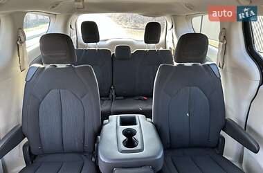 Мінівен Chrysler Pacifica 2016 в Києві