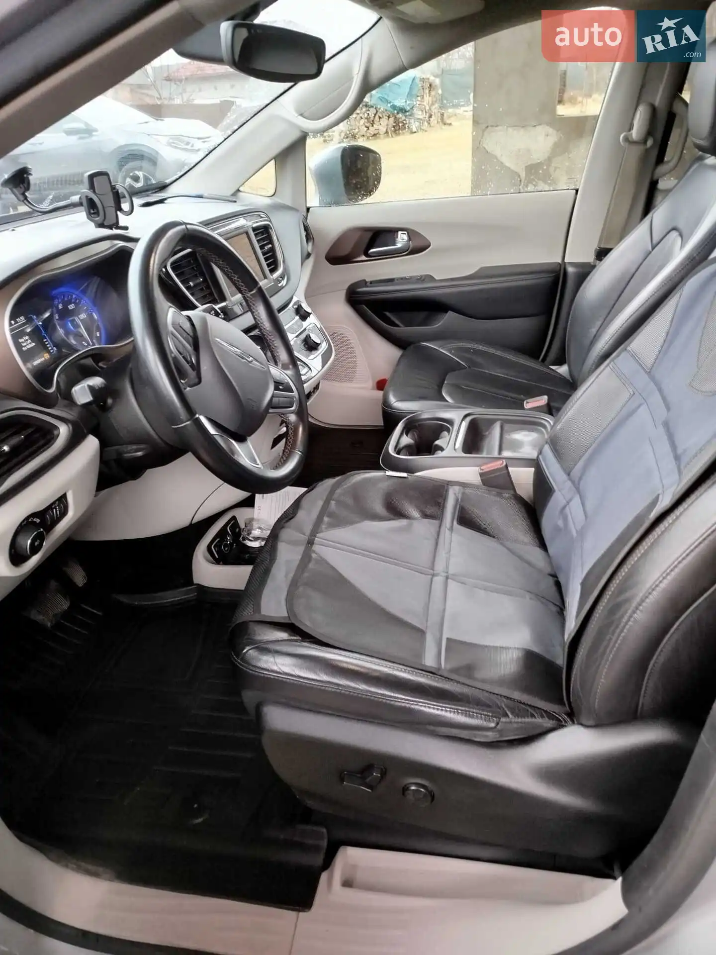 2017 Chrysler Pacifica - мініатюра 10