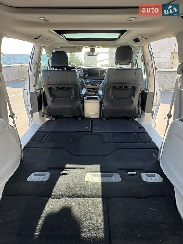 Минивэн Chrysler Pacifica 2019 в Одессе