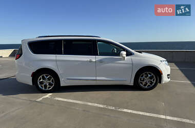 Минивэн Chrysler Pacifica 2019 в Одессе фото 13 Минивэн Chrysler Pacifica 2019 в Одессе