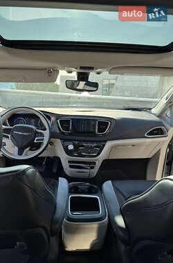 Минивэн Chrysler Pacifica 2019 в Одессе фото 17 Минивэн Chrysler Pacifica 2019 в Одессе