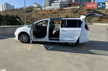 Минивэн Chrysler Pacifica 2019 в Одессе фото 15 Минивэн Chrysler Pacifica 2019 в Одессе