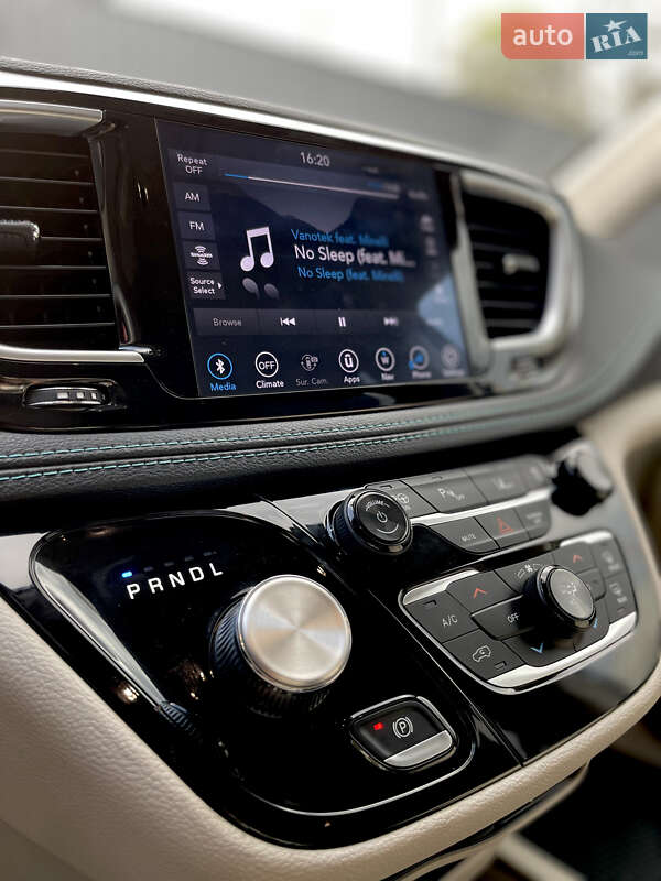 Минивэн Chrysler Pacifica 2019 в Одессе