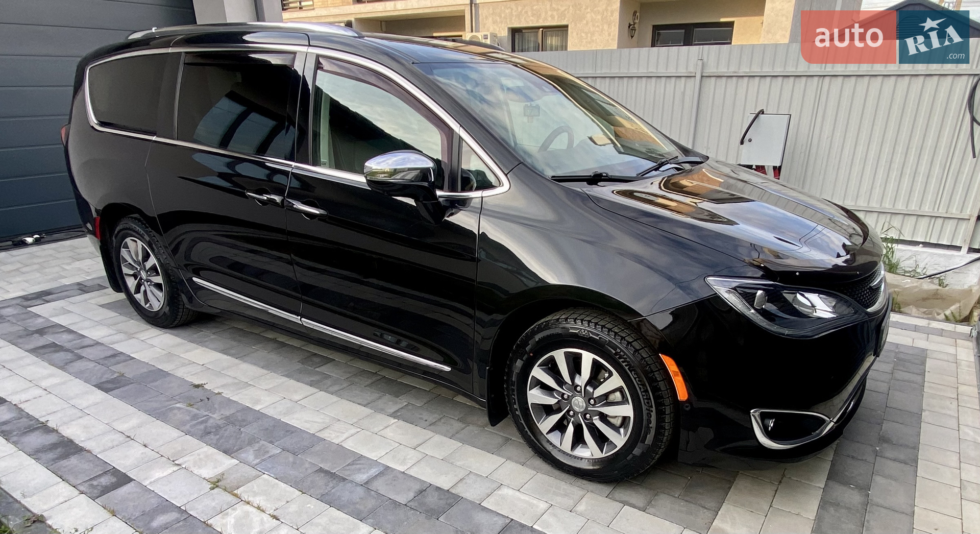 2020 Chrysler Pacifica - мініатюра 6