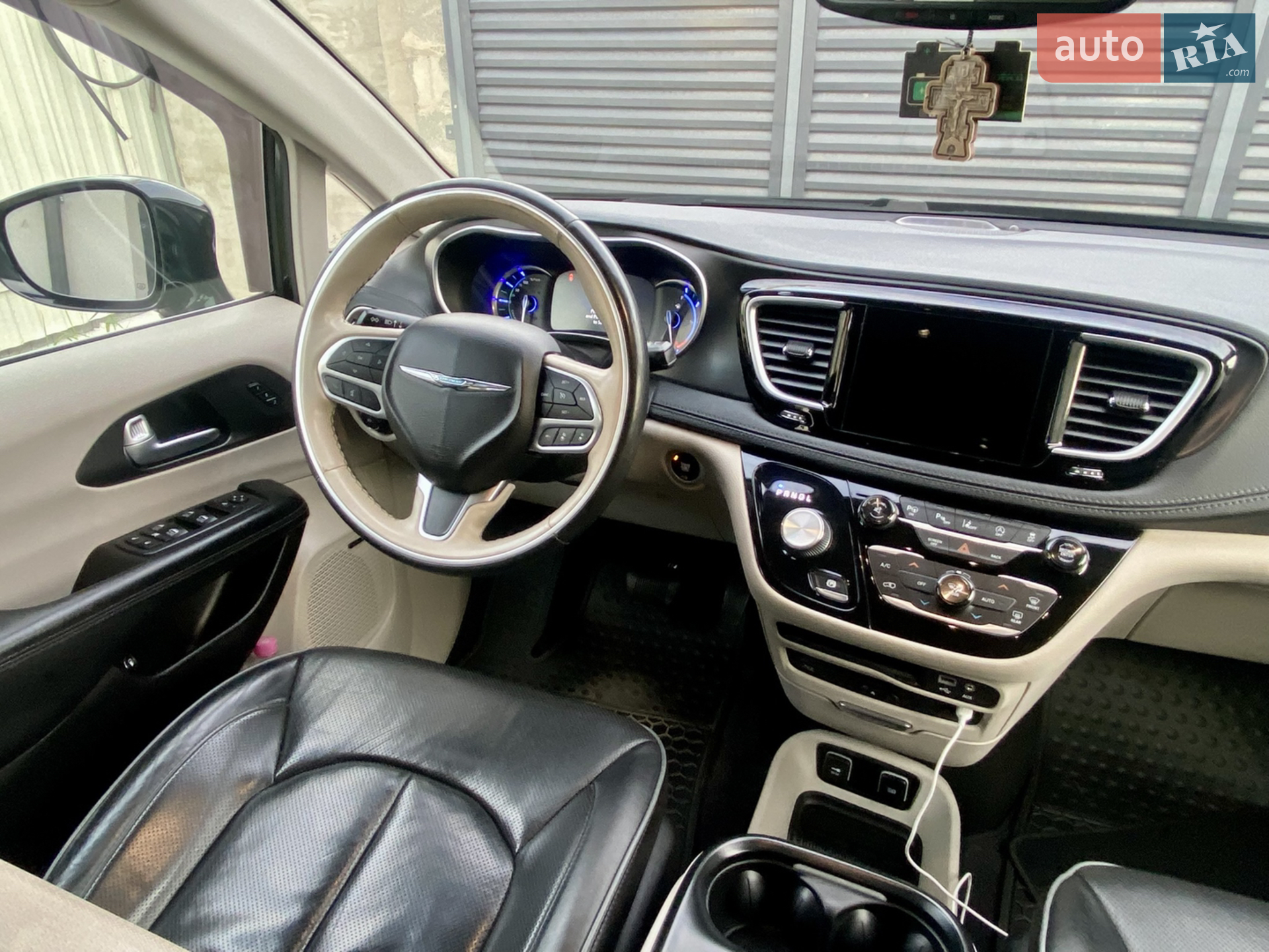 2020 Chrysler Pacifica - мініатюра 12