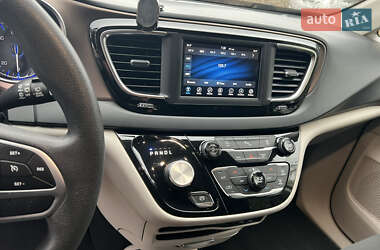 Универсал Chrysler Pacifica 2018 в 