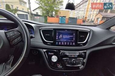 Минивэн Chrysler Pacifica 2020 в Одессе