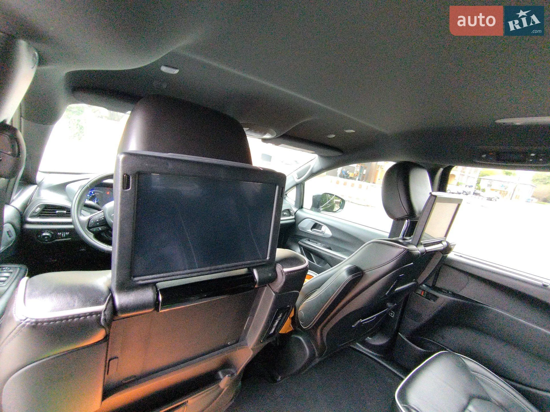 2020 Chrysler Pacifica - мініатюра 17