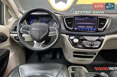 Позашляховик / Кросовер Chrysler Pacifica 2021 в 