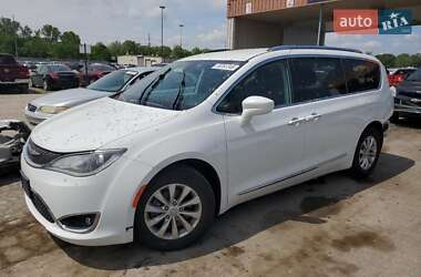 Chrysler Pacifica 2018