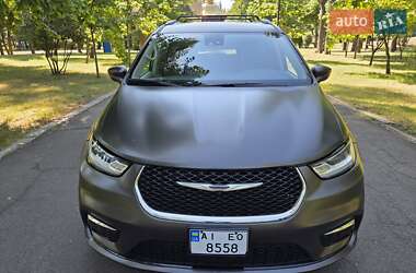 Универсал Chrysler Pacifica 2021 в 