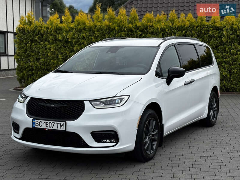 Chrysler Pacifica 2020