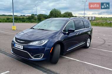 Мінівен Chrysler Pacifica 2018 в Рівному