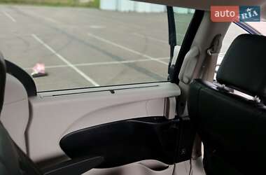 Мінівен Chrysler Pacifica 2018 в Рівному