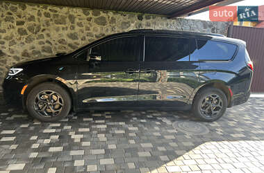 Мінівен Chrysler Pacifica 2021 в Хмельницькому
