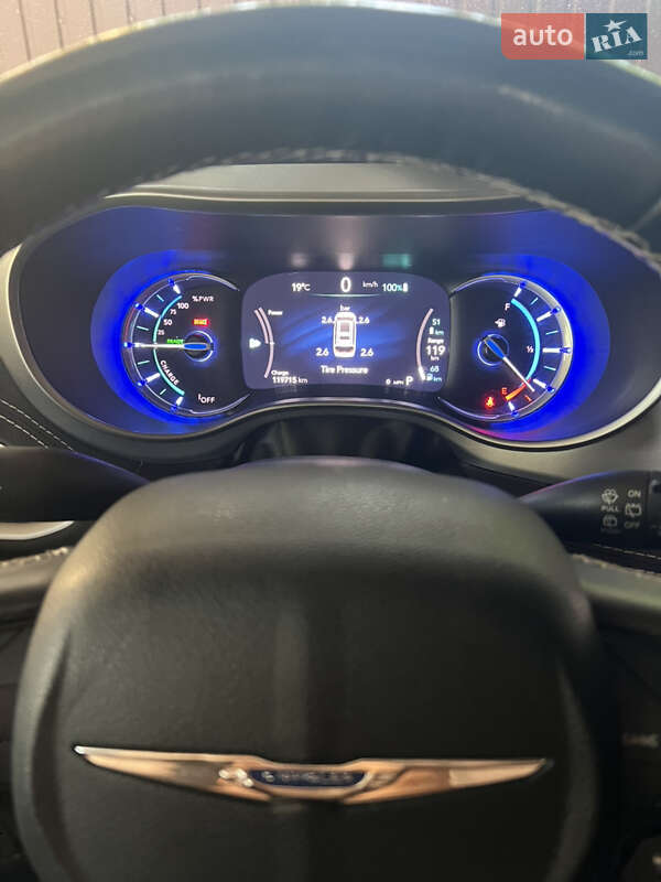 Минивэн Chrysler Pacifica 2021 в Хмельницком