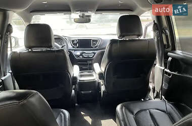 Минивэн Chrysler Pacifica 2019 в Киеве