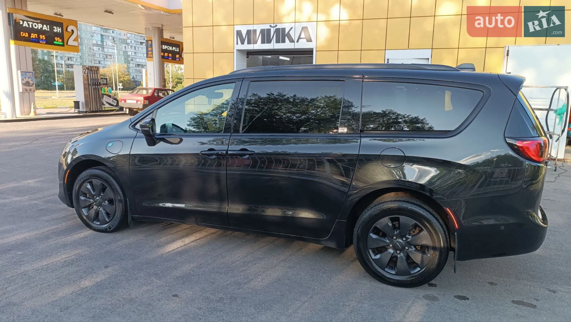 2019 Chrysler Pacifica - мініатюра 12