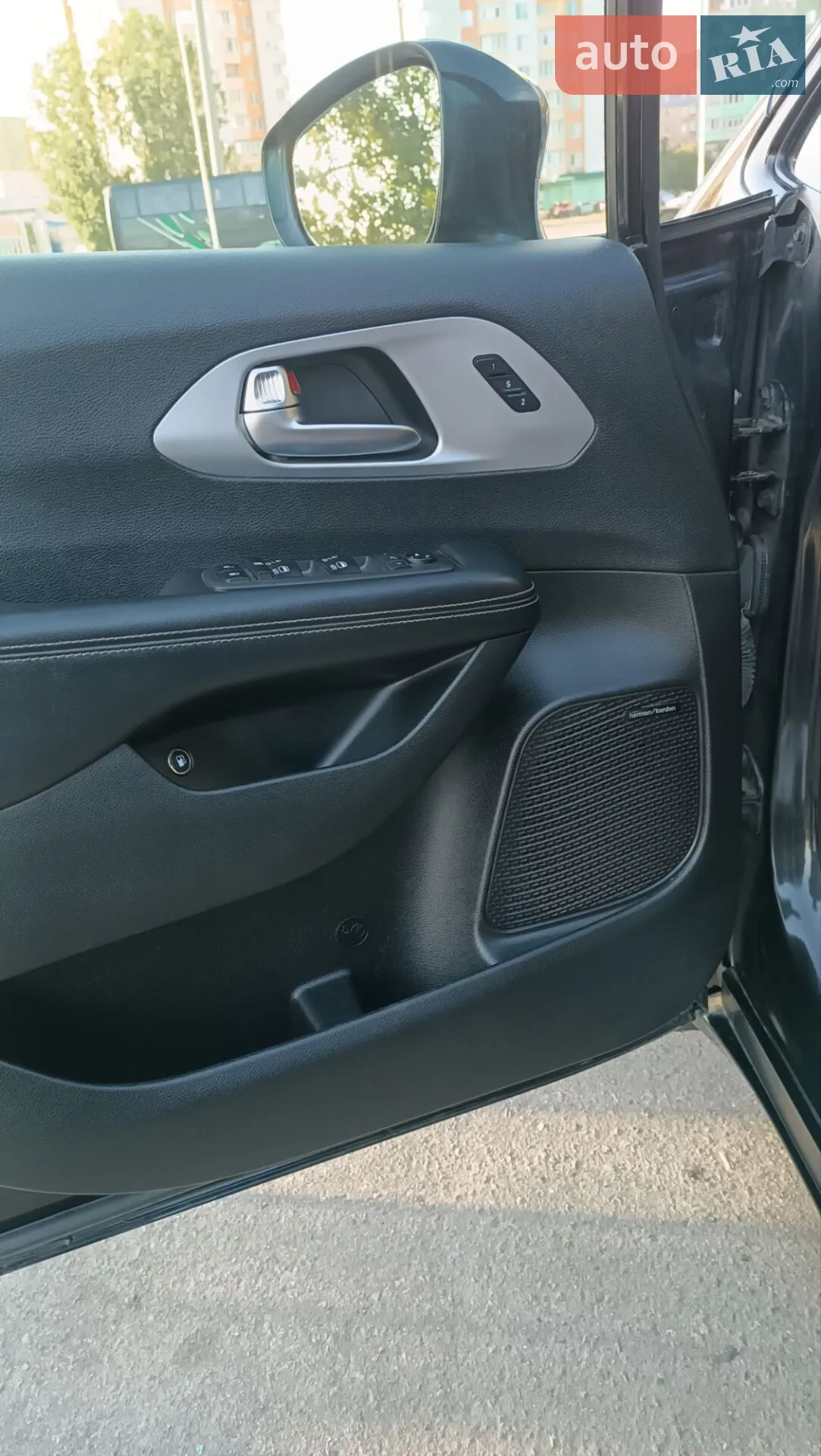 2019 Chrysler Pacifica - мініатюра 27