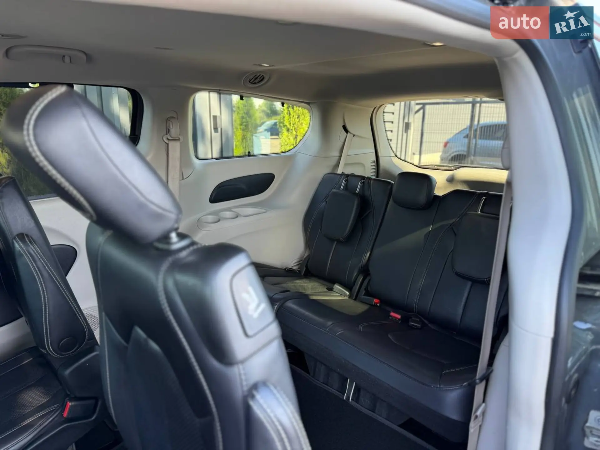 2022 Chrysler Pacifica - мініатюра 21