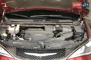 Универсал Chrysler Pacifica 2017 в 