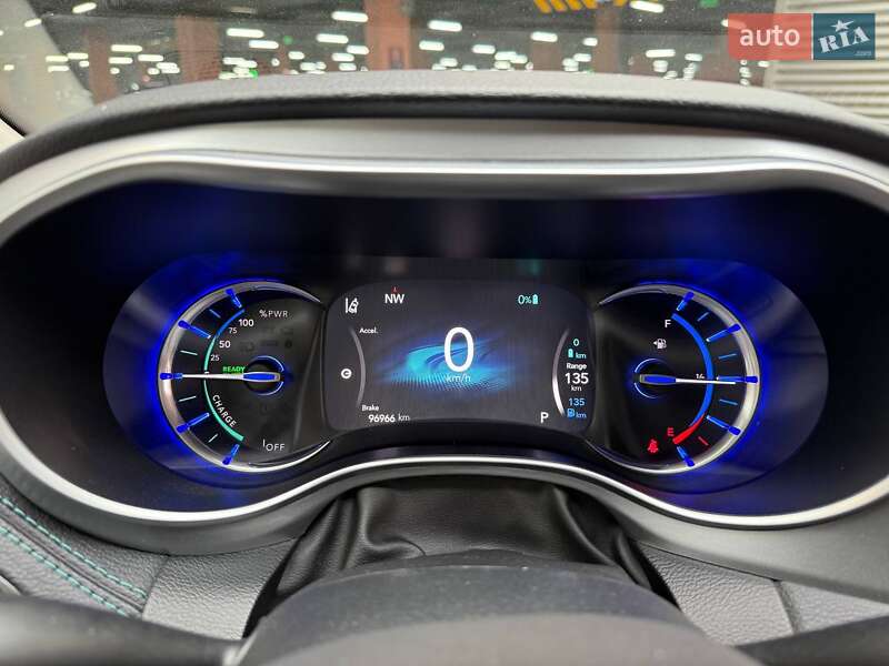 Минивэн Chrysler Pacifica 2017 в Киеве