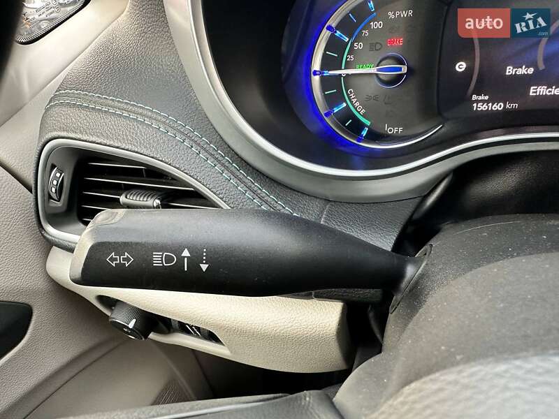 Мінівен Chrysler Pacifica 2017 в Києві фото 22 Мінівен Chrysler Pacifica 2017 в Києві