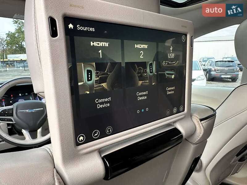 Мінівен Chrysler Pacifica 2017 в Києві фото 41 Мінівен Chrysler Pacifica 2017 в Києві