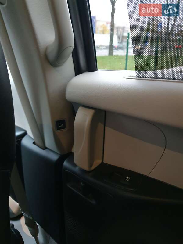 Мінівен Chrysler Pacifica 2020 в Києві