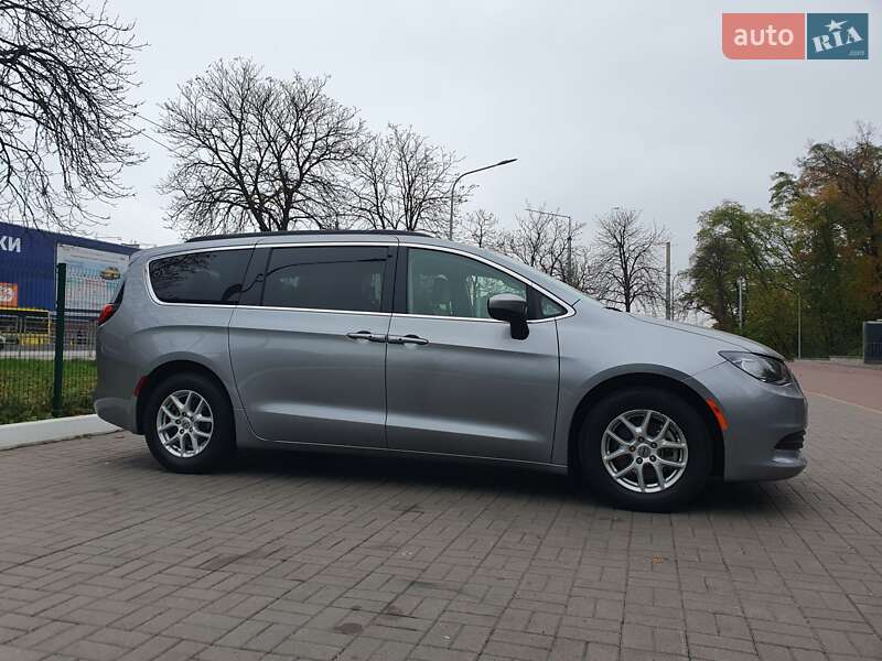 Мінівен Chrysler Pacifica 2021 в Києві фото 15 Мінівен Chrysler Pacifica 2021 в Києві