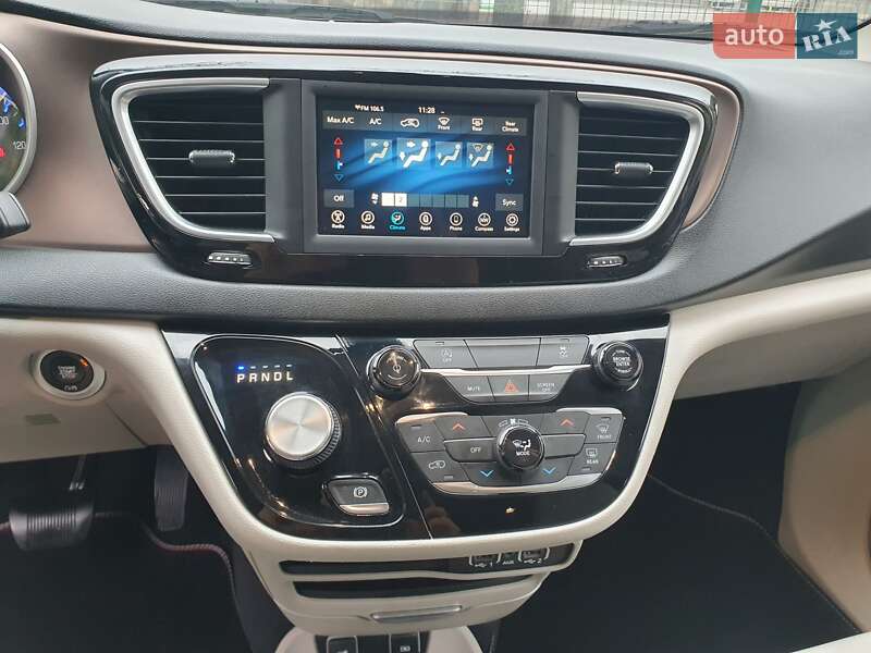 Мінівен Chrysler Pacifica 2021 в Києві фото 58 Мінівен Chrysler Pacifica 2021 в Києві