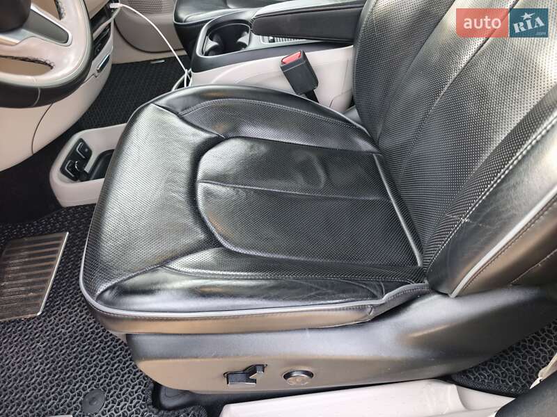 Универсал Chrysler Pacifica 2019 в Виннице фото 16 Универсал Chrysler Pacifica 2019 в Виннице