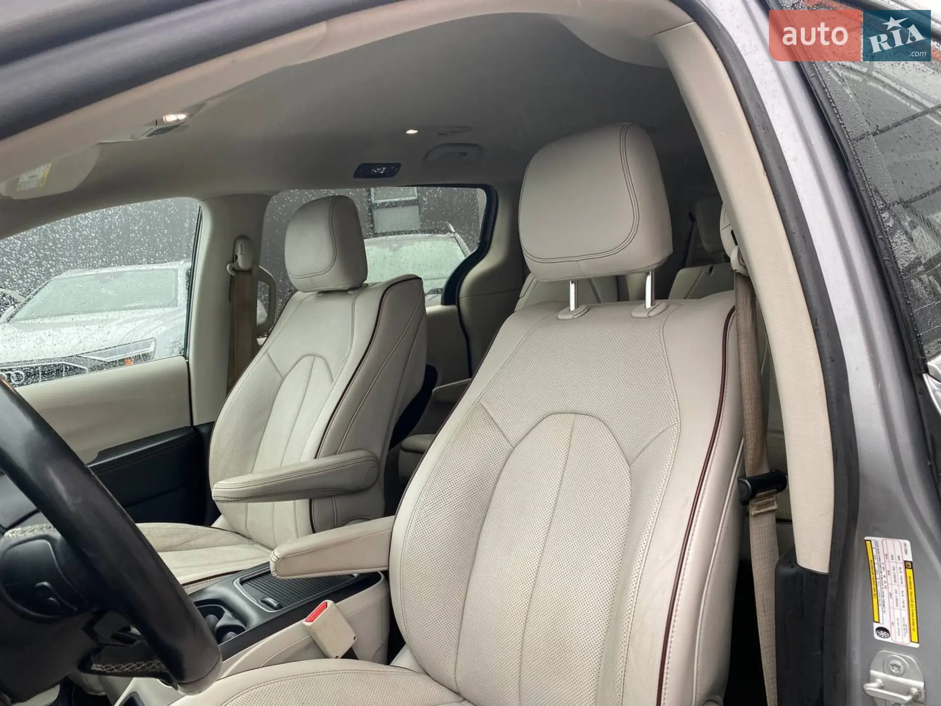 2016 Chrysler Pacifica - мініатюра 19