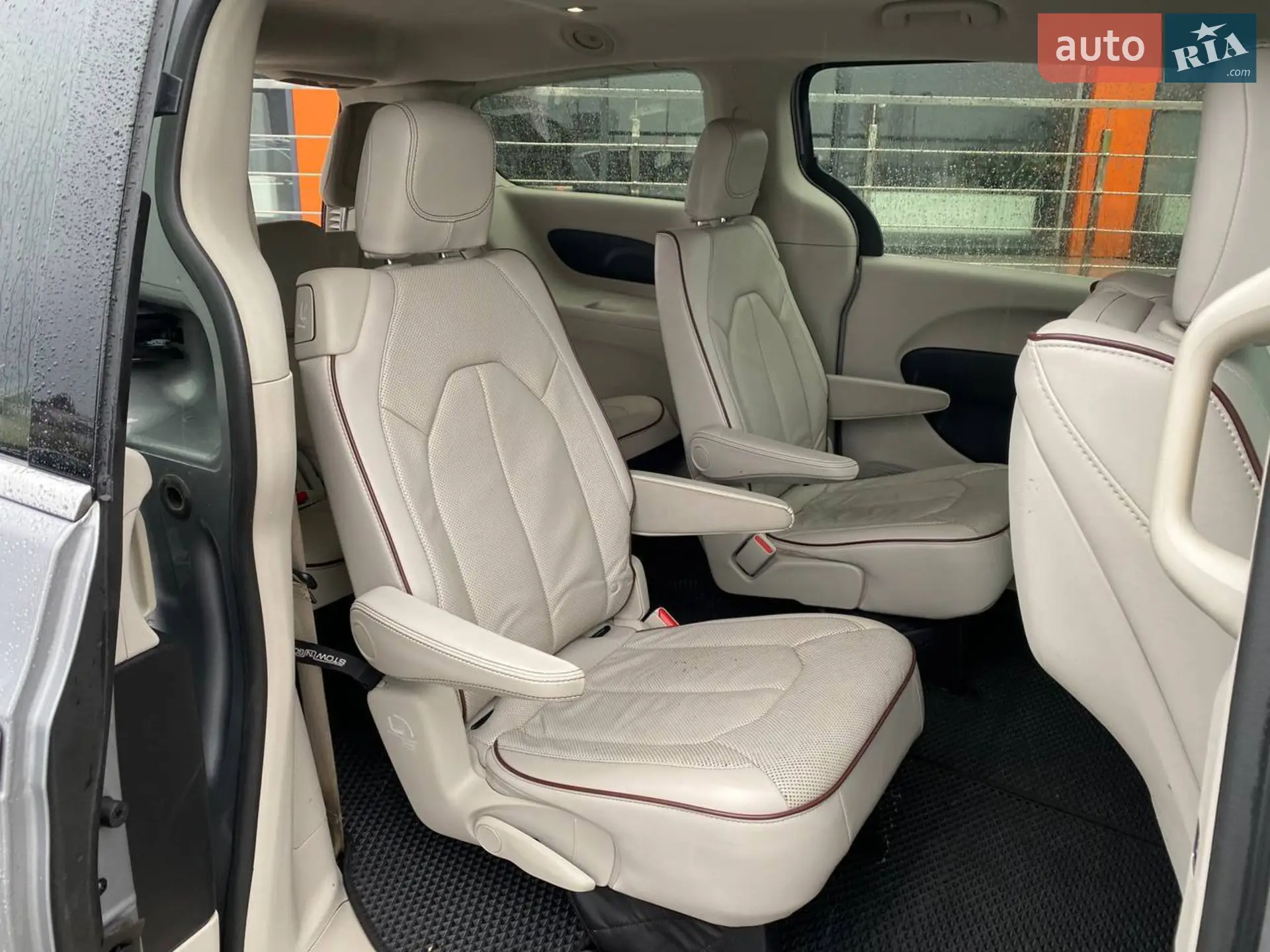 2016 Chrysler Pacifica - мініатюра 22