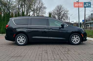 Минивэн Chrysler Pacifica 2020 в Киеве