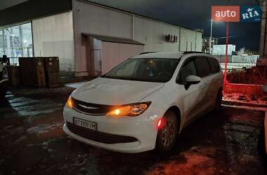 Мінівен Chrysler Pacifica 2020 в Івано-Франківську