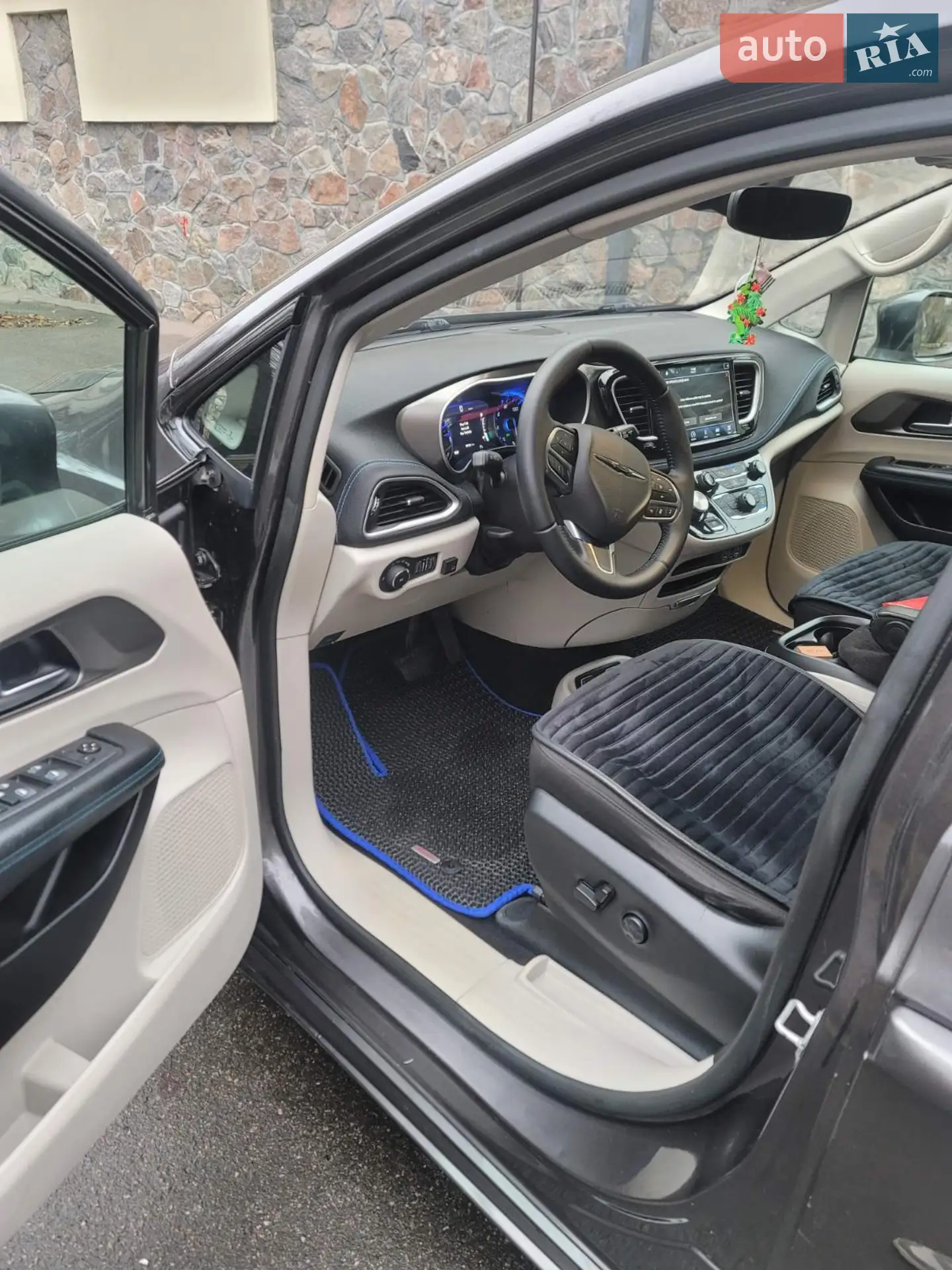 2021 Chrysler Pacifica - мініатюра 31