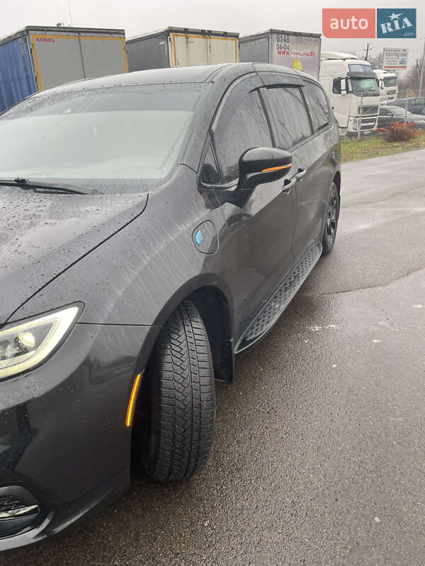 Мінівен Chrysler Pacifica 2023 в Ковелі