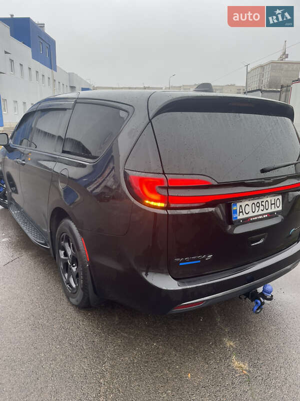 Мінівен Chrysler Pacifica 2023 в Ковелі