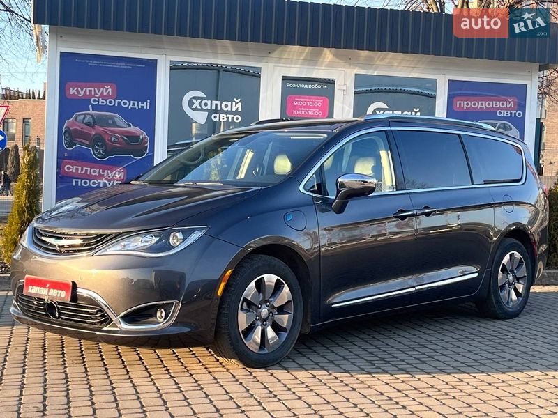 Chrysler Pacifica 2018