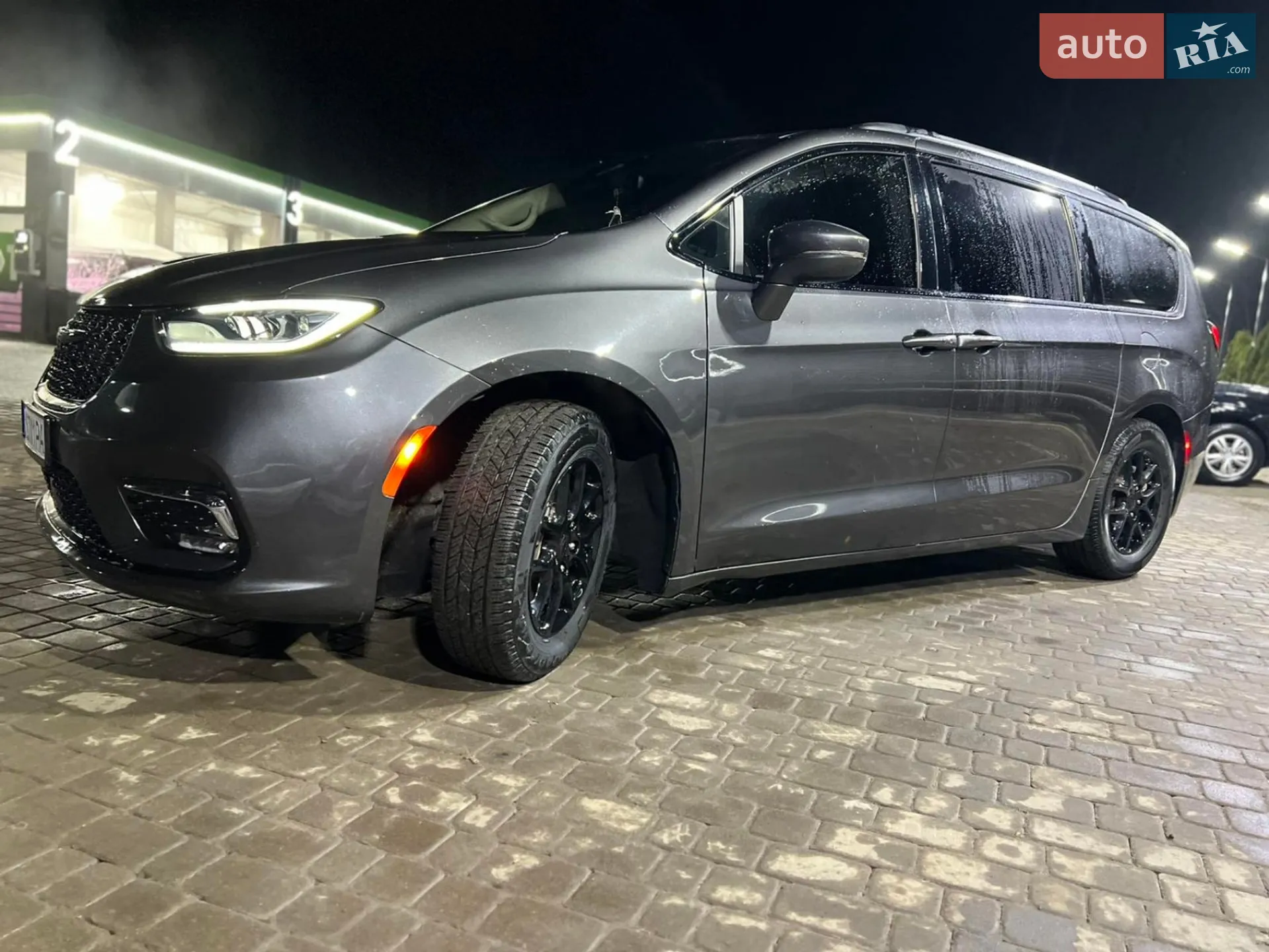 2021 Chrysler Pacifica - мініатюра 12