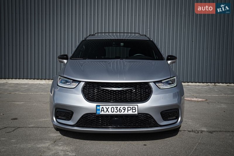 Мінівен Chrysler Pacifica 2021 в Харкові