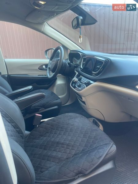 Минивэн Chrysler Pacifica 2017 в Чернигове
