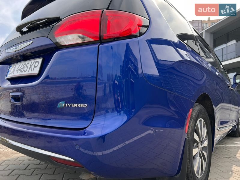 Минивэн Chrysler Pacifica 2020 в Черкассах