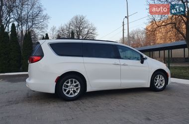 Минивэн Chrysler Pacifica 2020 в Киеве